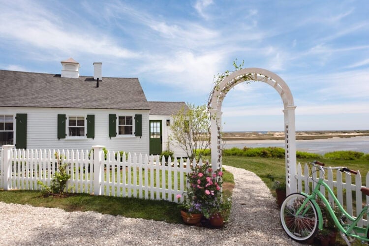Lodging Offers - Dunes on the Waterfront Autumn special
