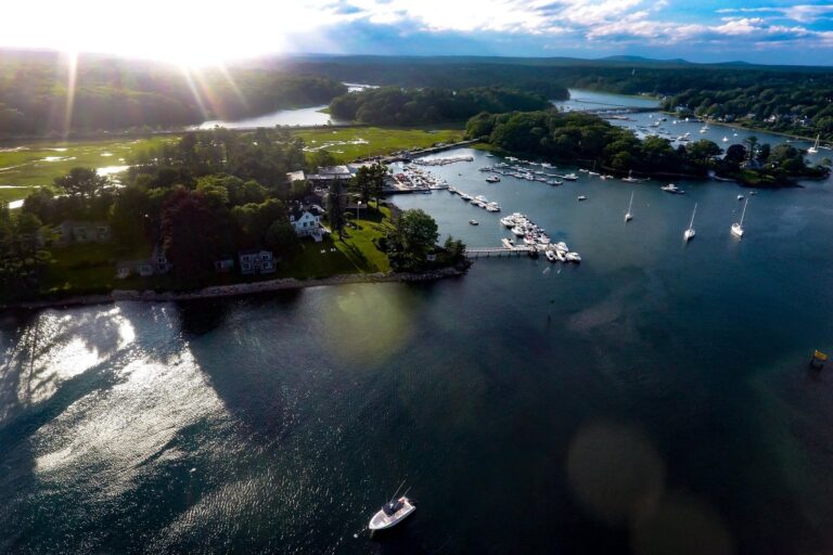 Lodging Offers - Dockside Guest Quarters Gift card