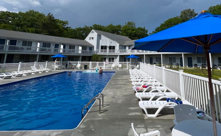 Lodging Offers - Rhumb Line Resort Gift certificate