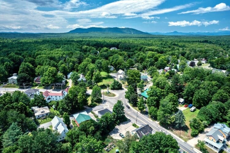 Guide to The Best Hotels, Inns, & Lodging in Bridgton Maine