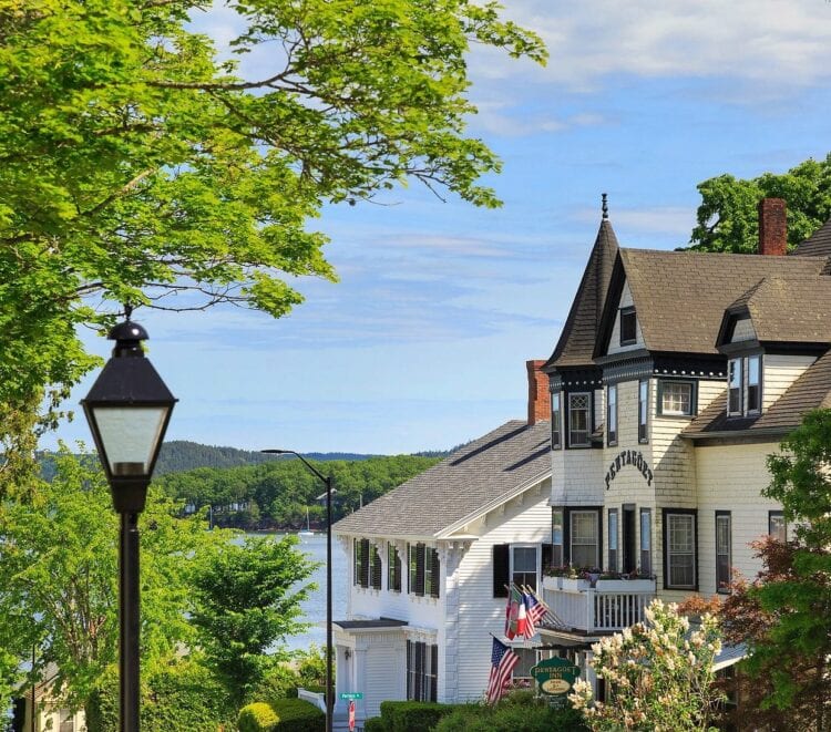 Castine Lodging Guide - Pentagoet Inn & Wine Bar