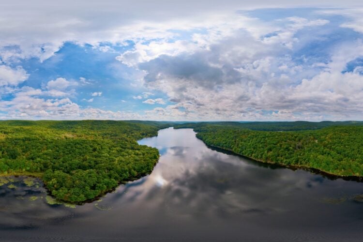 Sebago Lake in Maine, USA