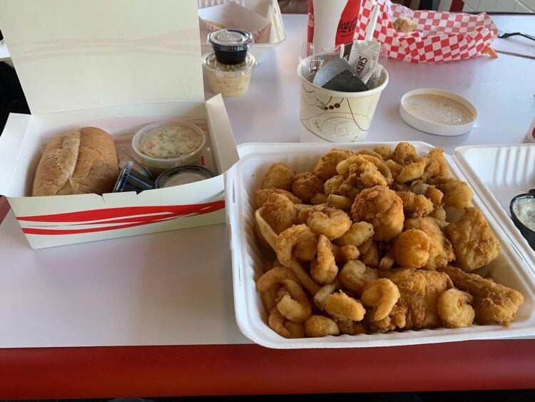 13 Delicious Restaurants In Sanford Maine