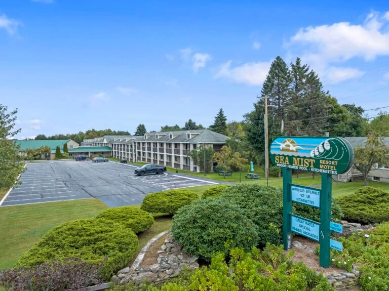 Lodging Offers - Sea Mist Resort Motel Weekday Summer 2 Save