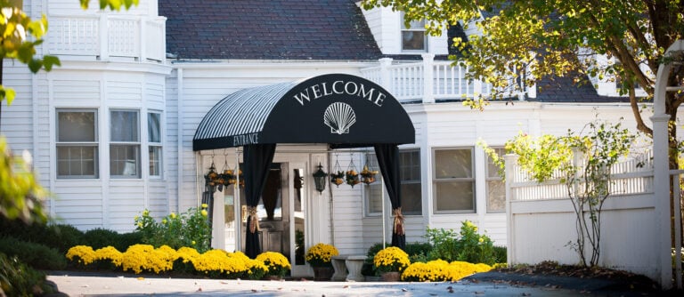 Lodging Offers - York Harbor Inn Fall Stay and Save