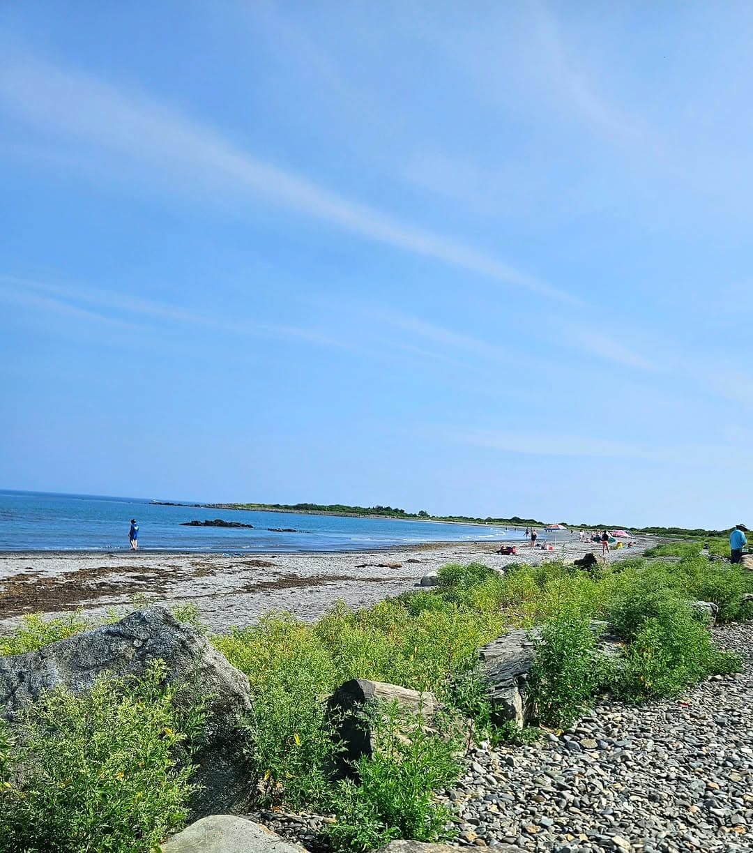 Skip the crowds and explore these 15 amazing maine hidden beaches 7 Seapoint Beach